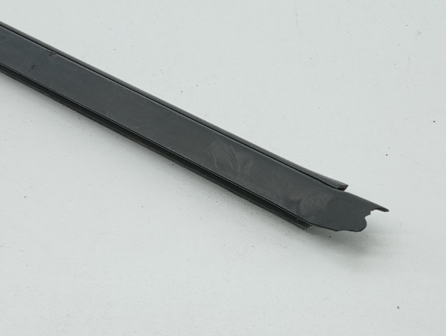 Friso do Vidro PEUGEOT 306 Break (7E, N3, N5) | 94 - 02 Imagem-1