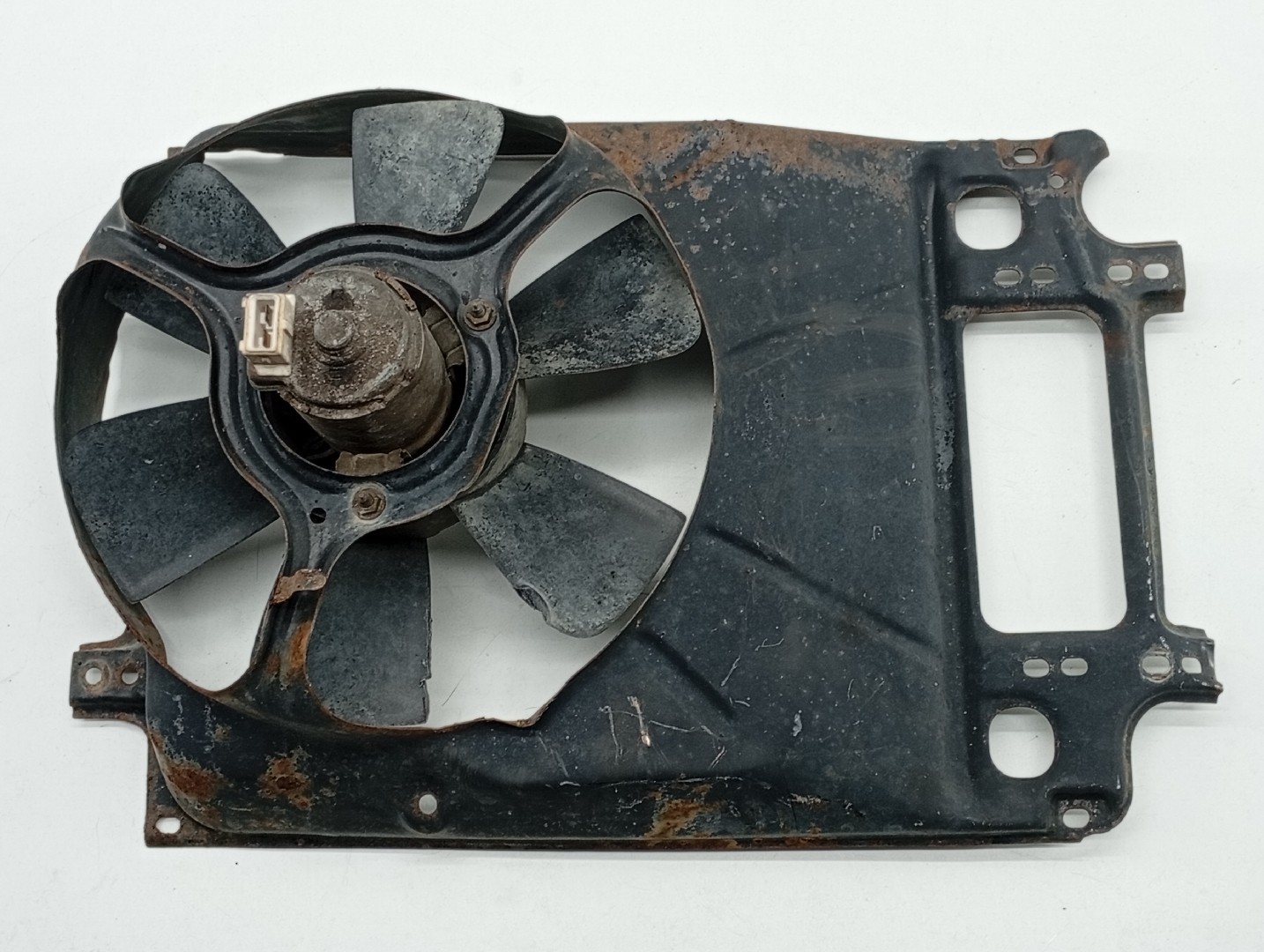 Ventoinha de radiador VOLKSWAGEN GOLF II (19E, 1G1) | 83 - 92