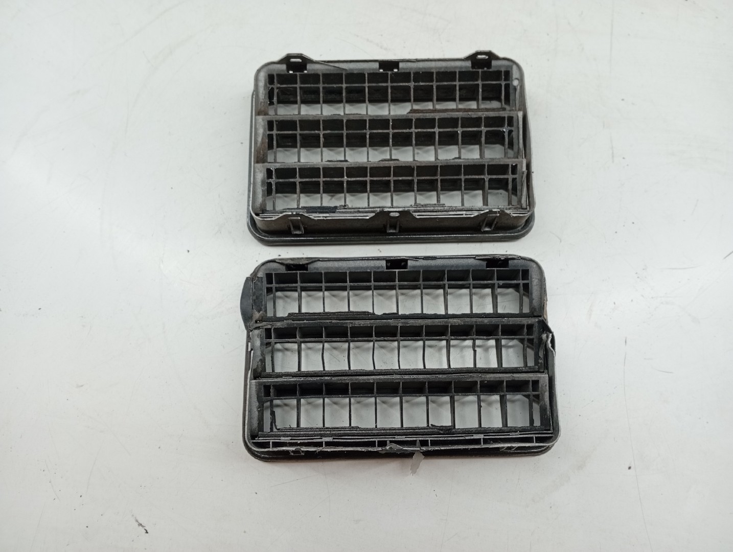 Painel de Ventilação da Carroceria BMW 3 Touring (E46) | 99 - 05 Imagem-1