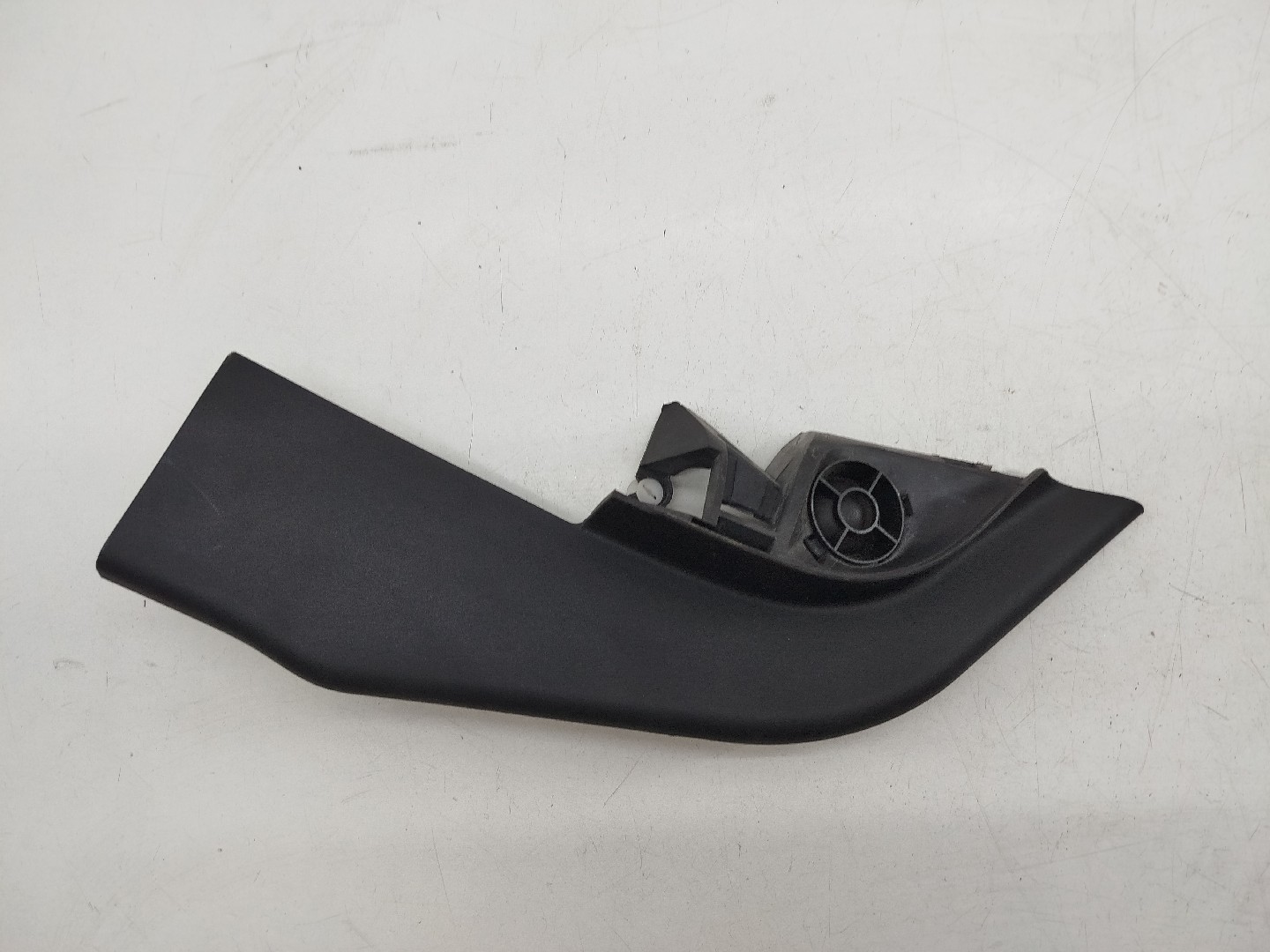 Acabamento de porta FORD FOCUS II (DA_, HCP, DP) | 04 - 13