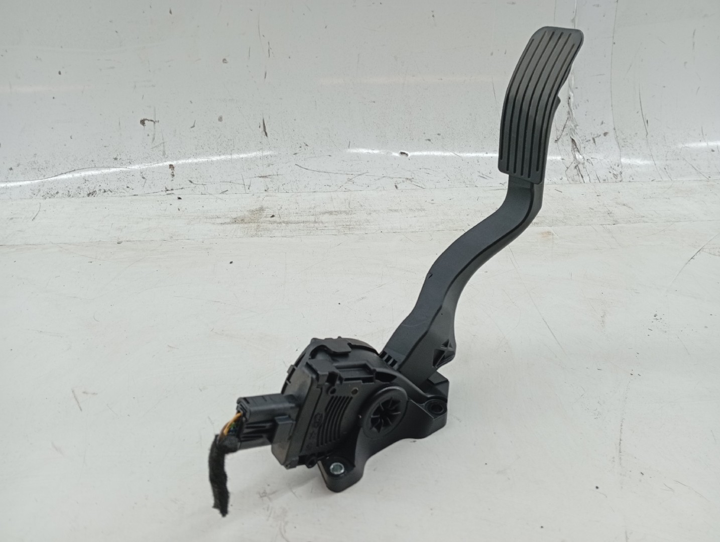 Pedal acelerador PEUGEOT 207 (WA_, WC_) | 06 - 15 Imagem-2