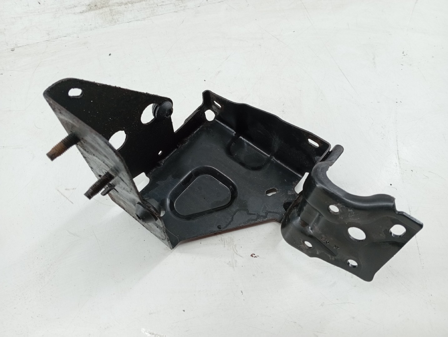 Suporte PEUGEOT 207 (WA_, WC_) | 06 - 15