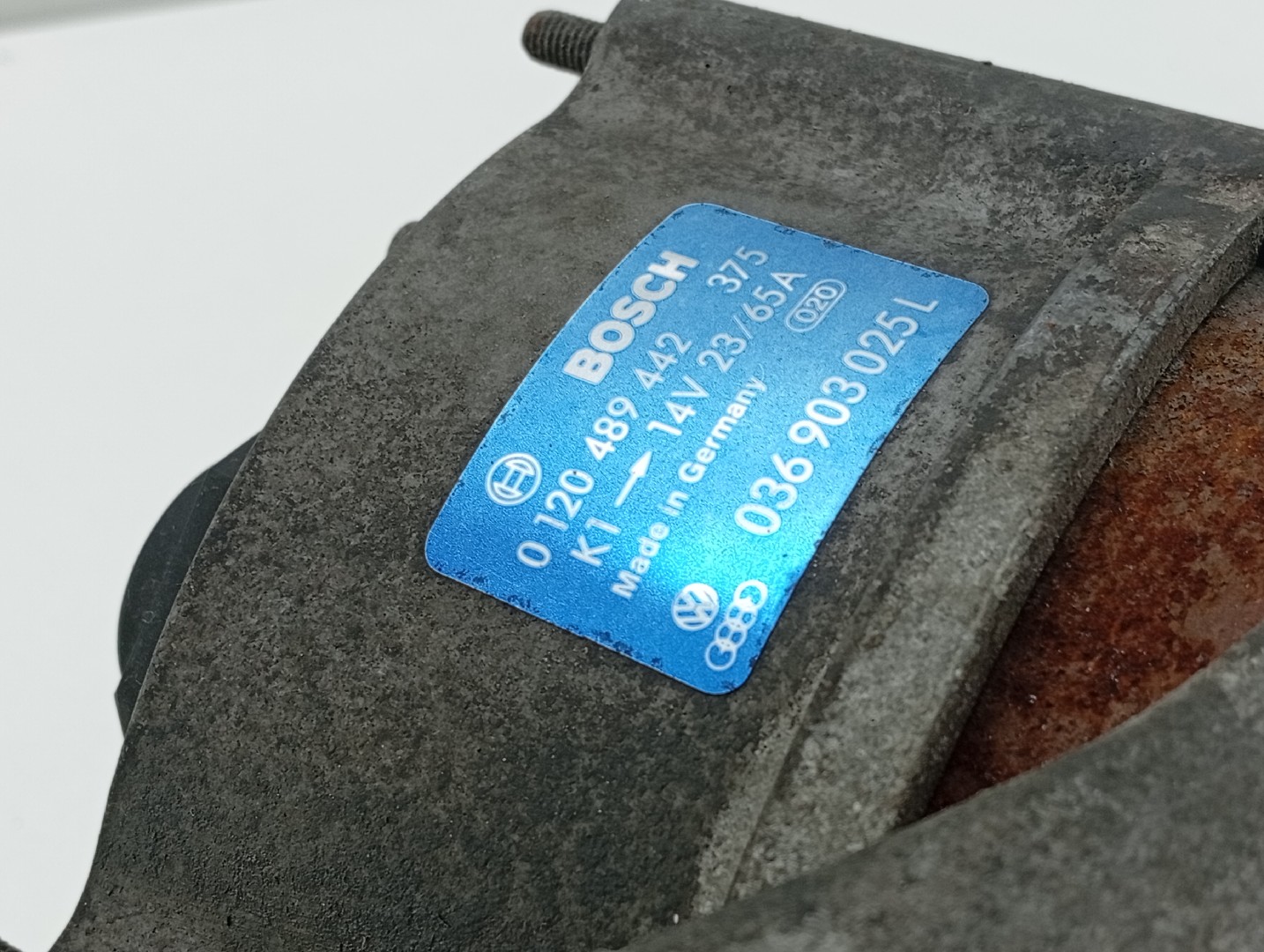 Alternador VOLKSWAGEN GOLF II (19E, 1G1) | 83 - 92 Imagem-1