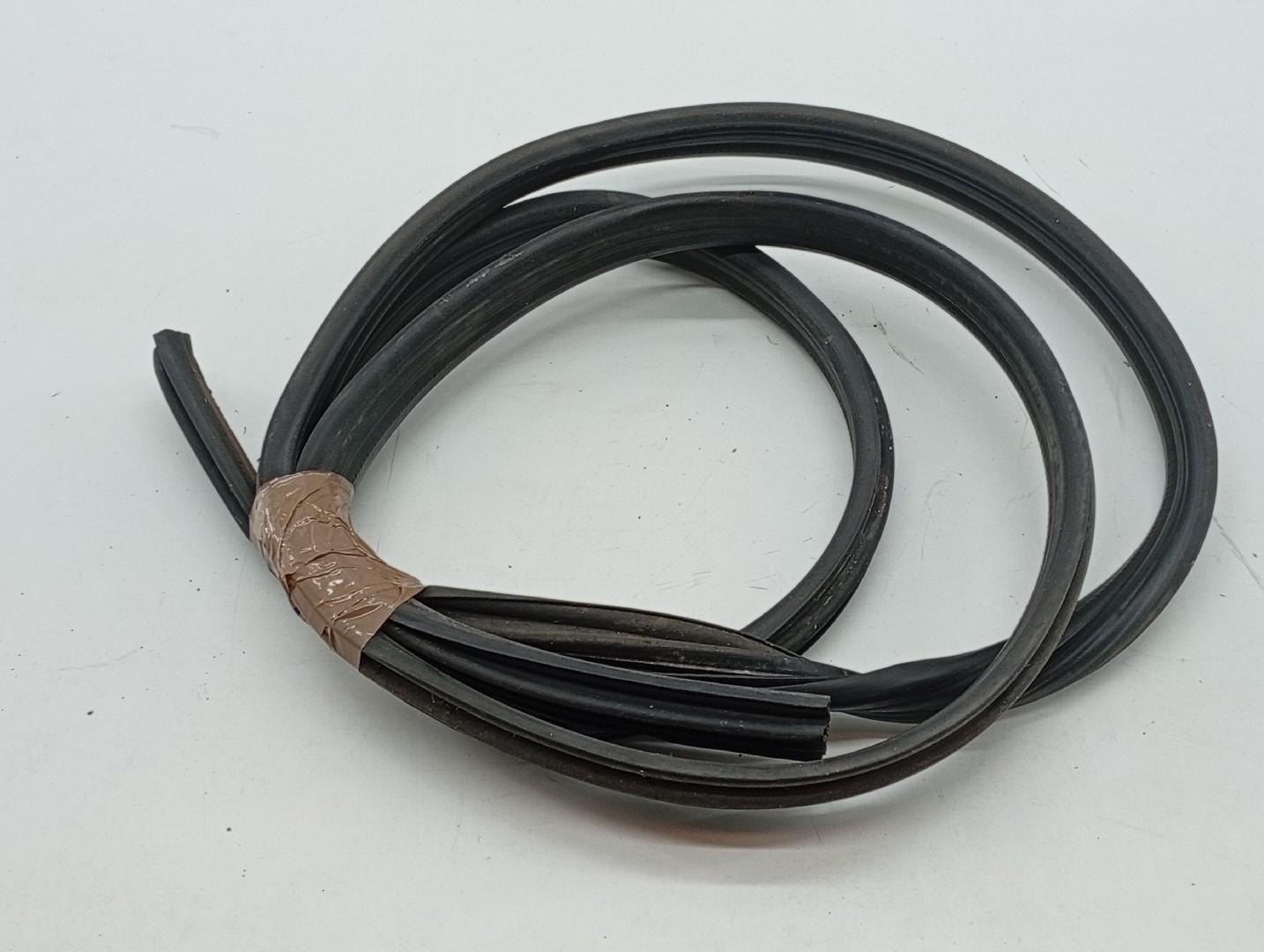 Borracha Porta Tras Esquerdo VOLKSWAGEN GOLF II (19E, 1G1) | 83 - 92