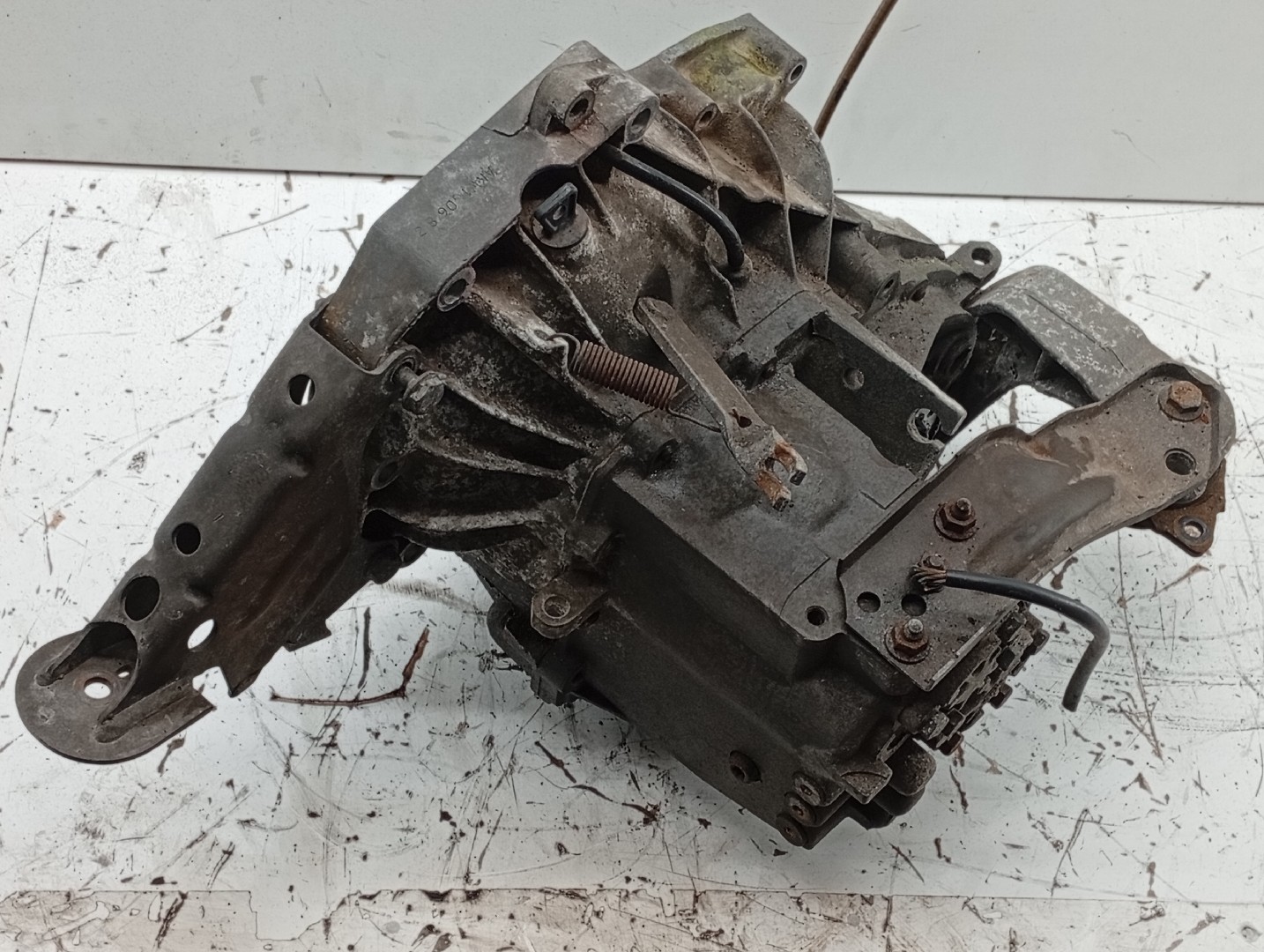 Caixa de Velocidades Manual VOLKSWAGEN GOLF II (19E, 1G1) | 83 - 92