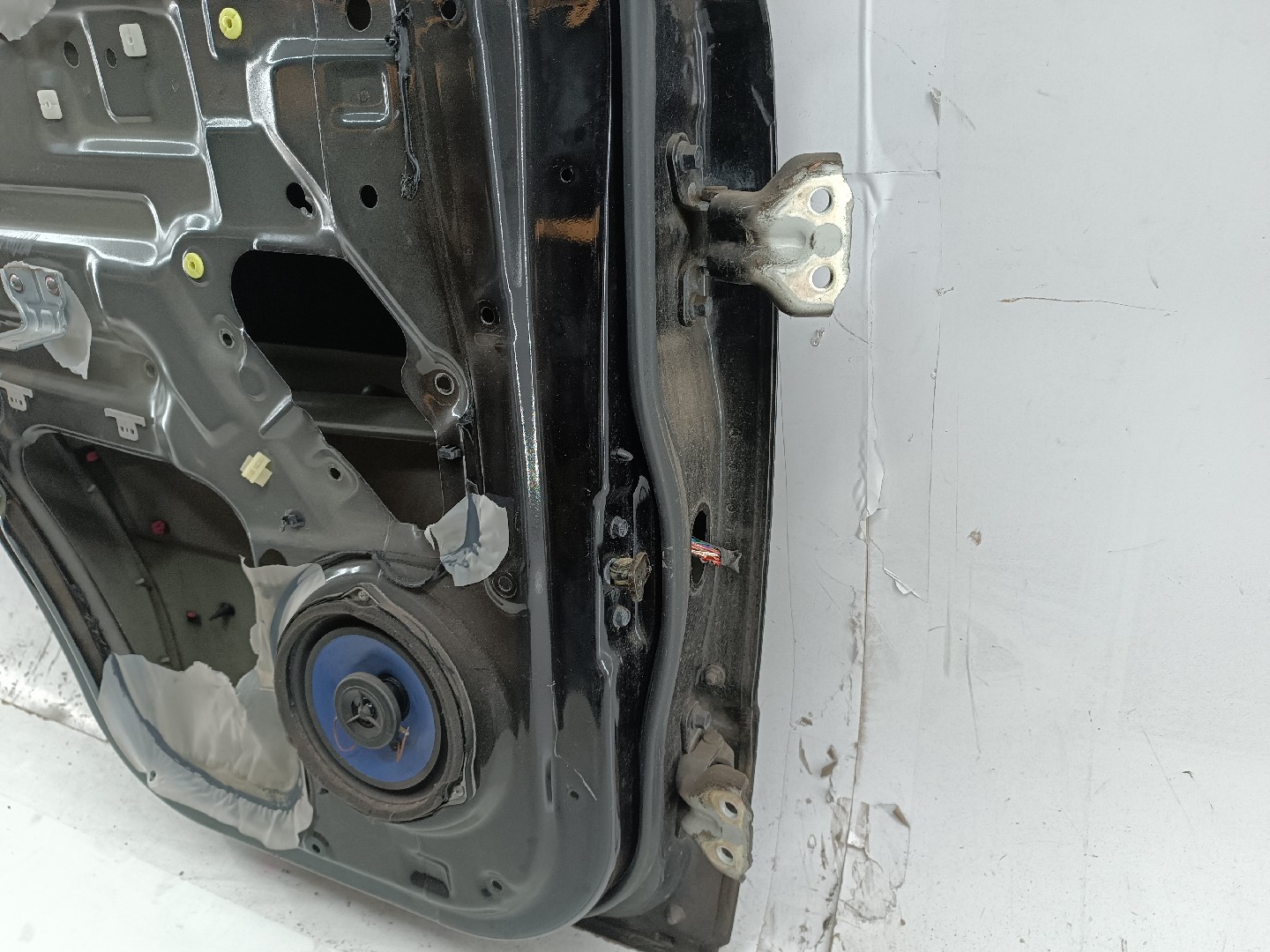 Rear Door Left KIA SORENTO I (JC) | 02 -  Imagem-3