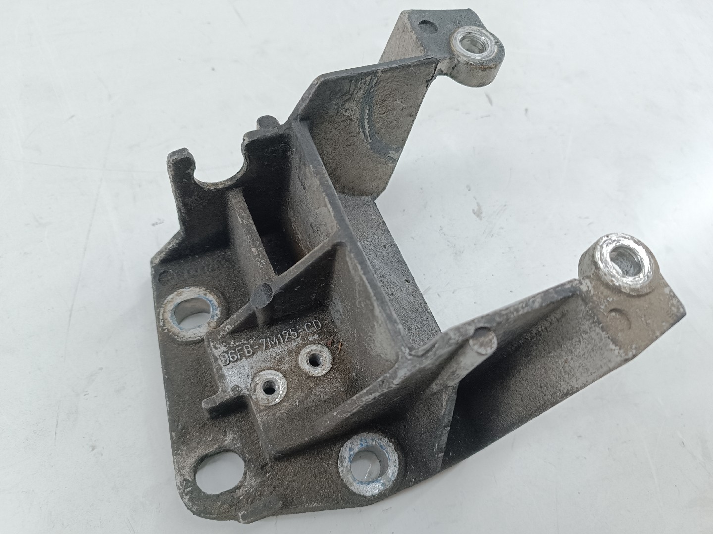 Apoio de motor FORD FIESTA IV (JA_, JB_) | 95 - 02