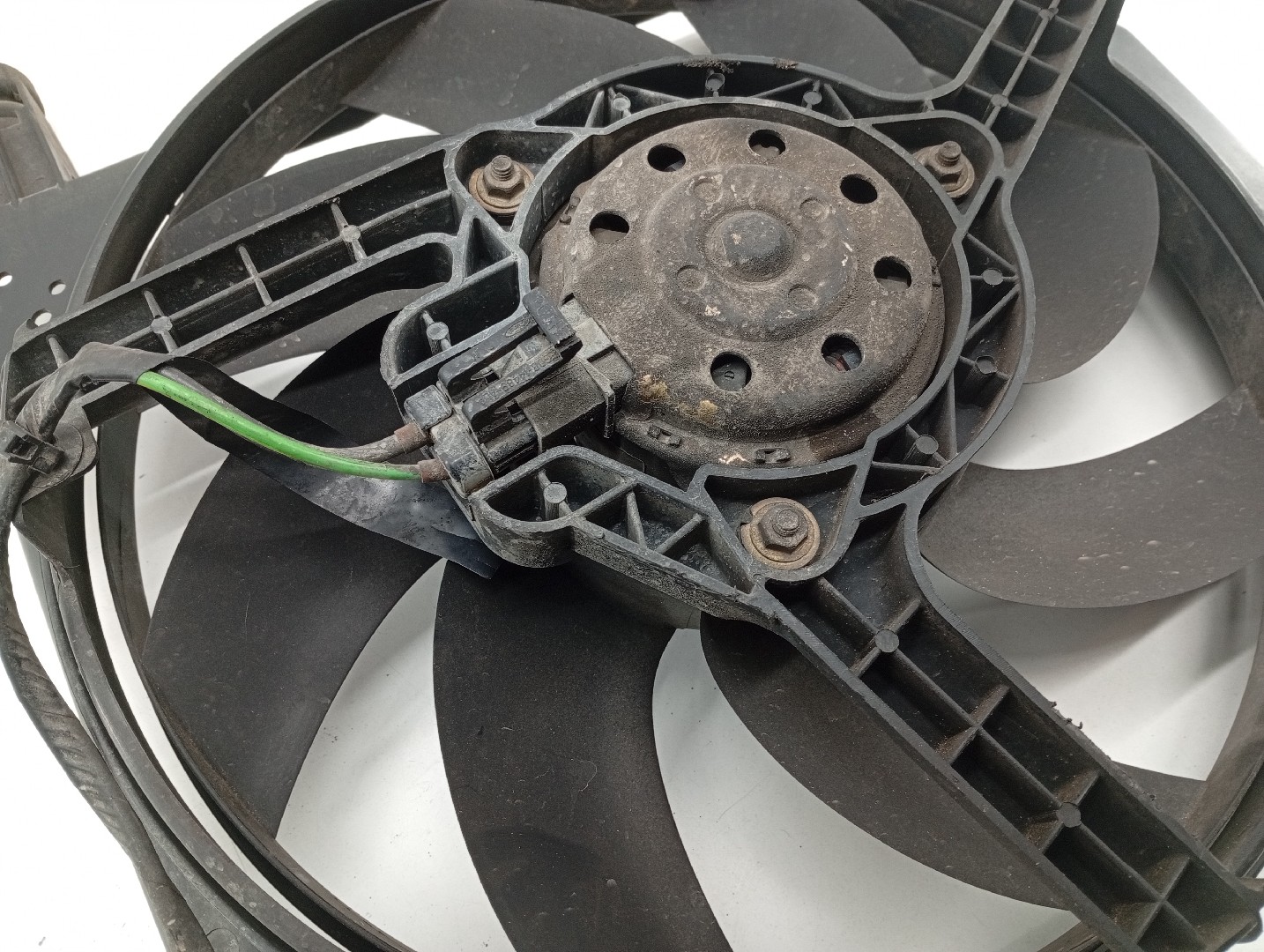 Ventoinha de radiador FORD FIESTA IV (JA_, JB_) | 95 - 02 Imagem-1