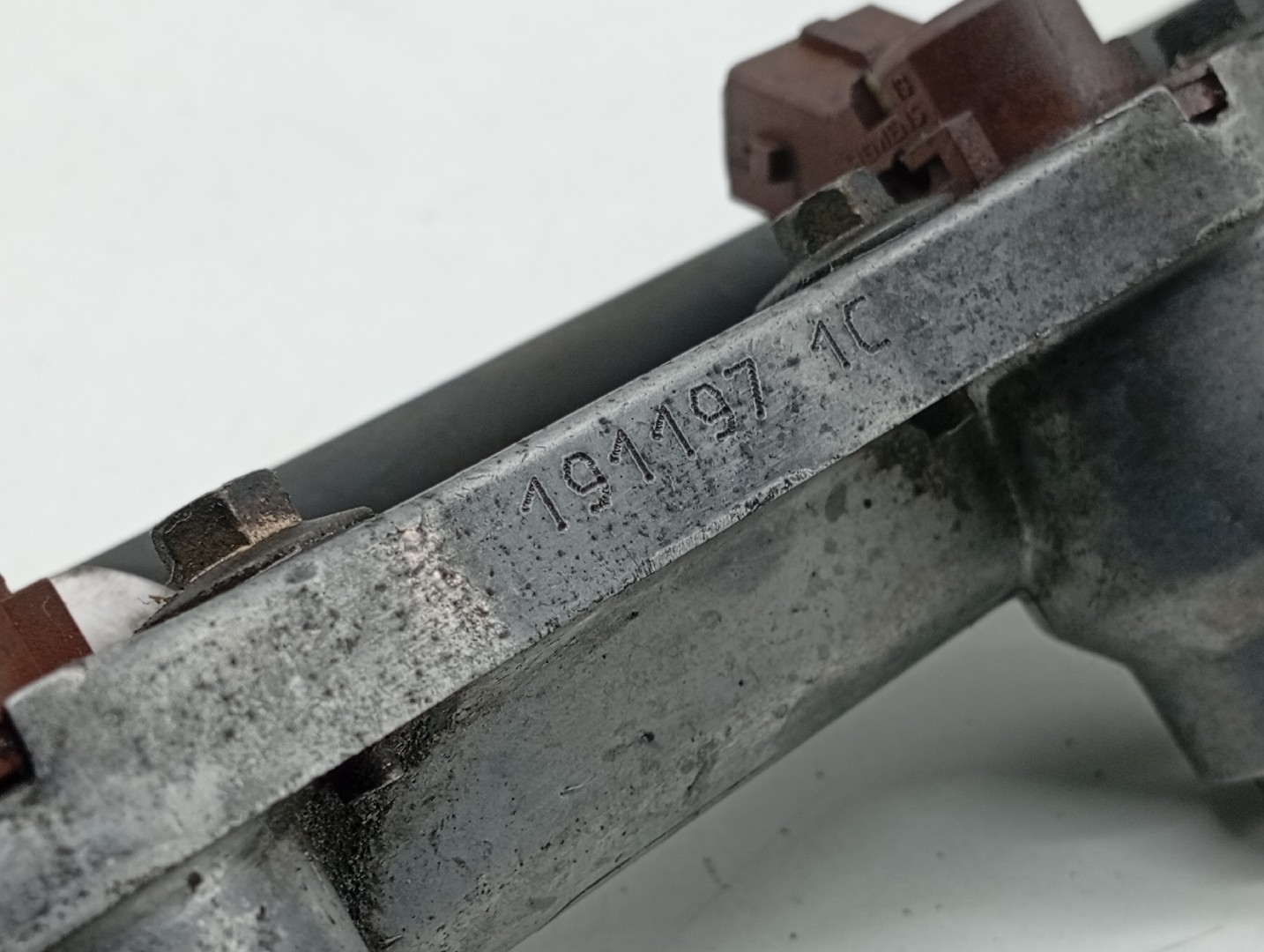 Regua de injeção FORD FIESTA IV (JA_, JB_) | 95 - 02 Imagem-1