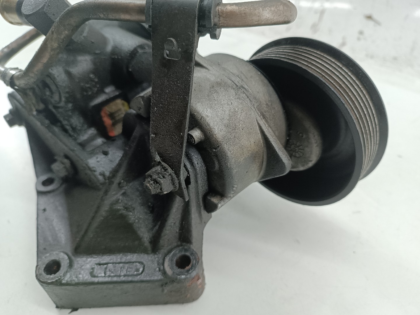 Bomba de direçao assistida FORD FIESTA IV (JA_, JB_) | 95 - 02 Imagem-2