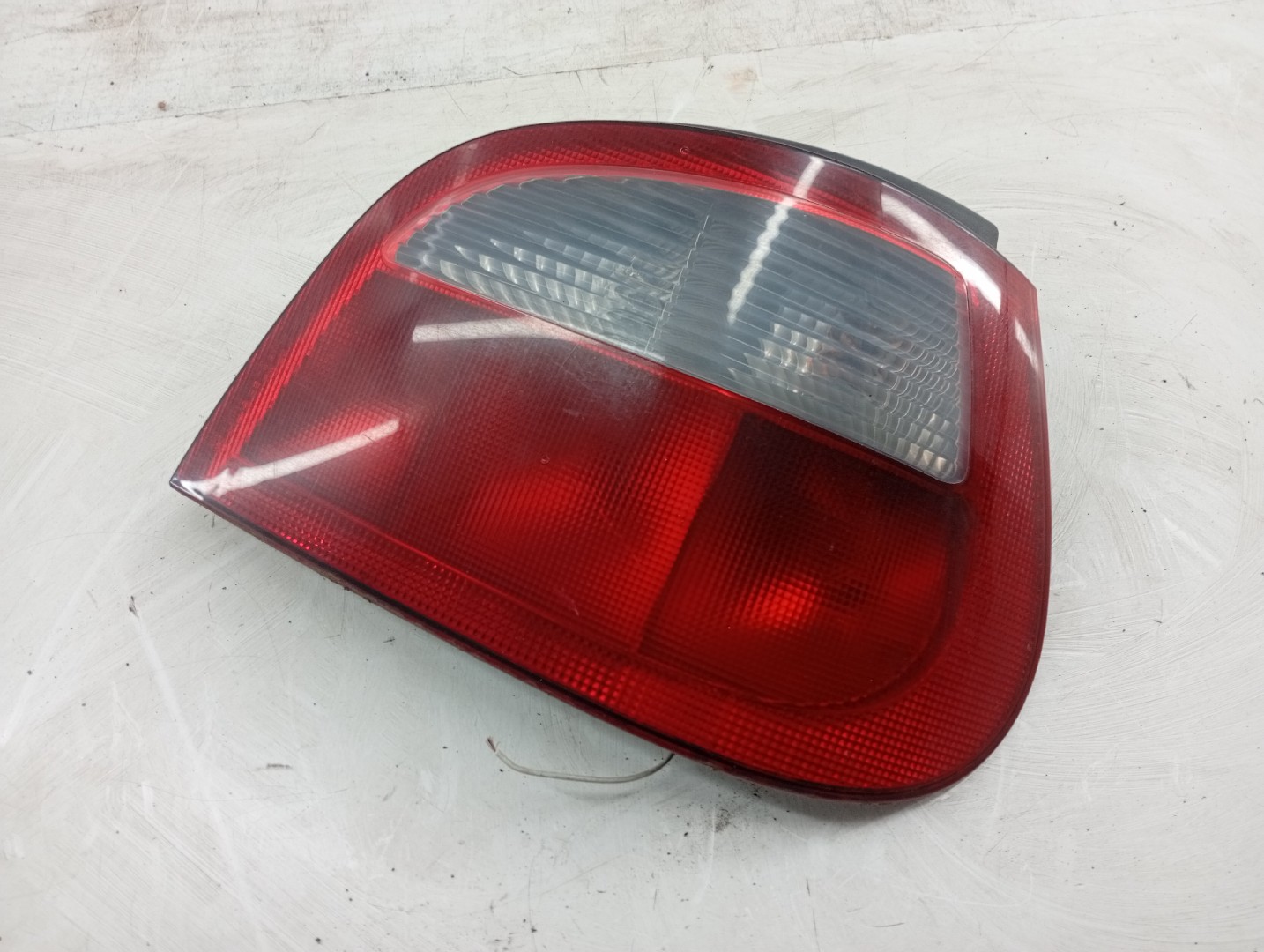 Farolim Stop Direito RENAULT MEGANE I (BA0/1_) | 95 - 04