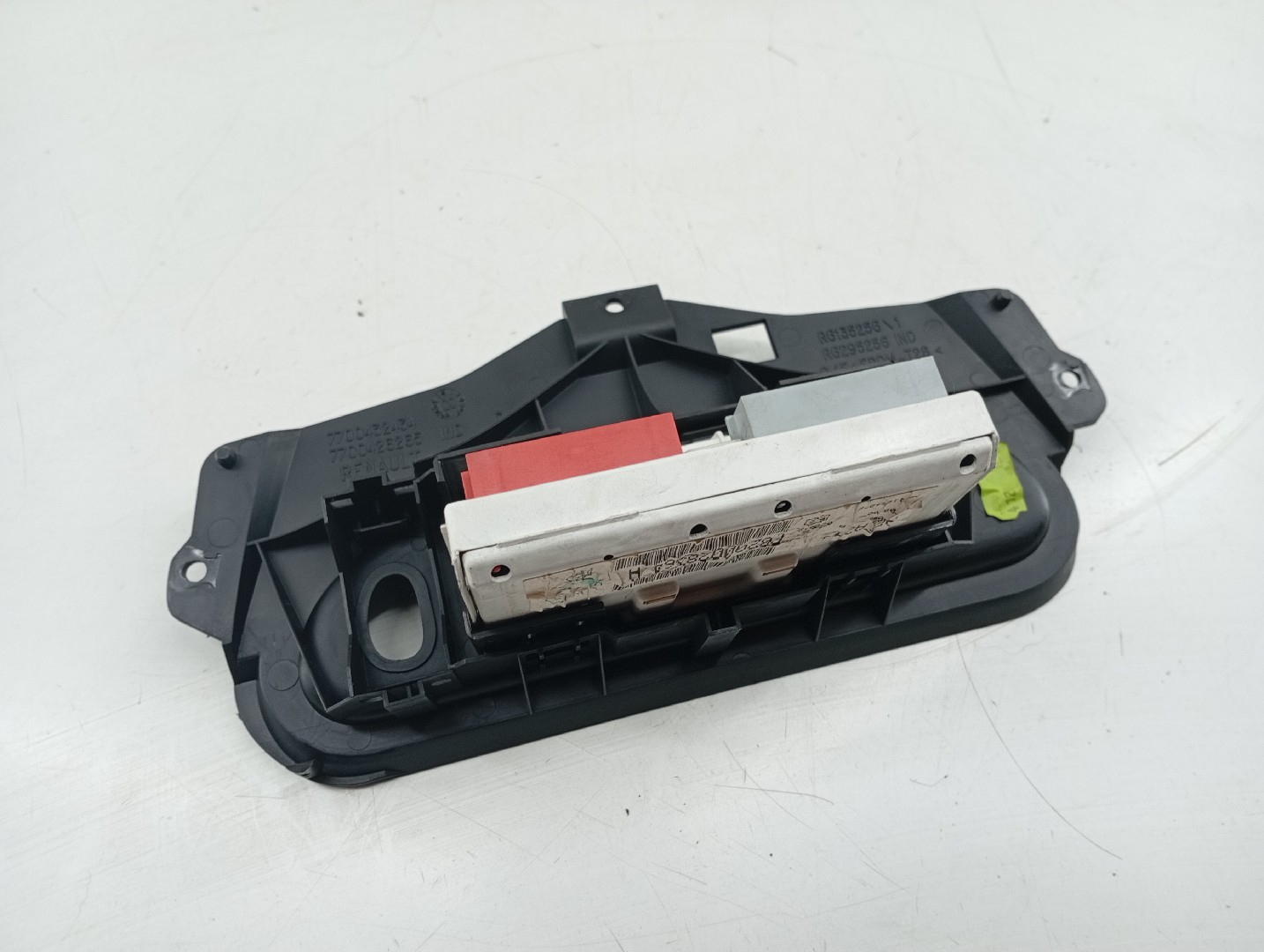 Display RENAULT MEGANE I (BA0/1_) | 95 - 04