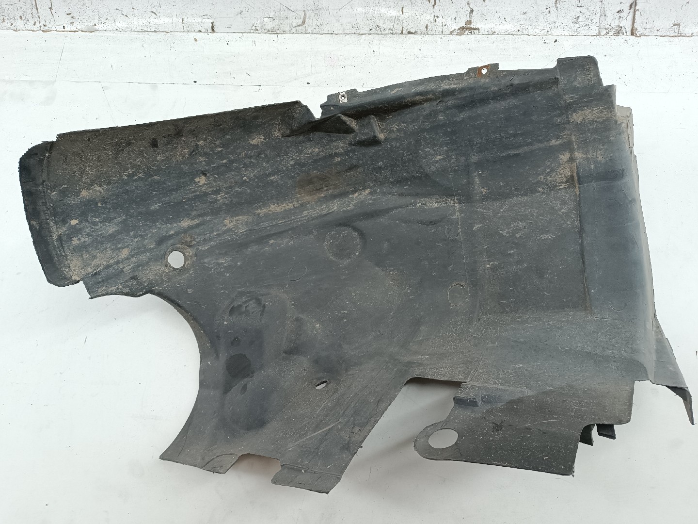 Cava de Roda Frente Direita RENAULT MEGANE I (BA0/1_) | 95 - 04