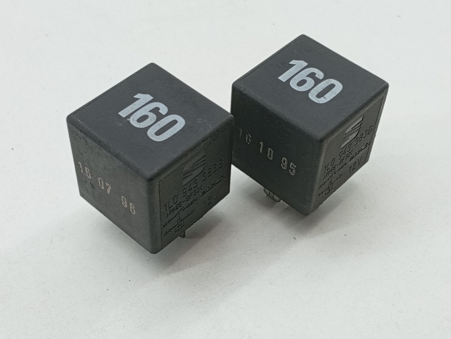 Módulos de relés SEAT IBIZA II (6K1) | 93 - 02 Imagem-1