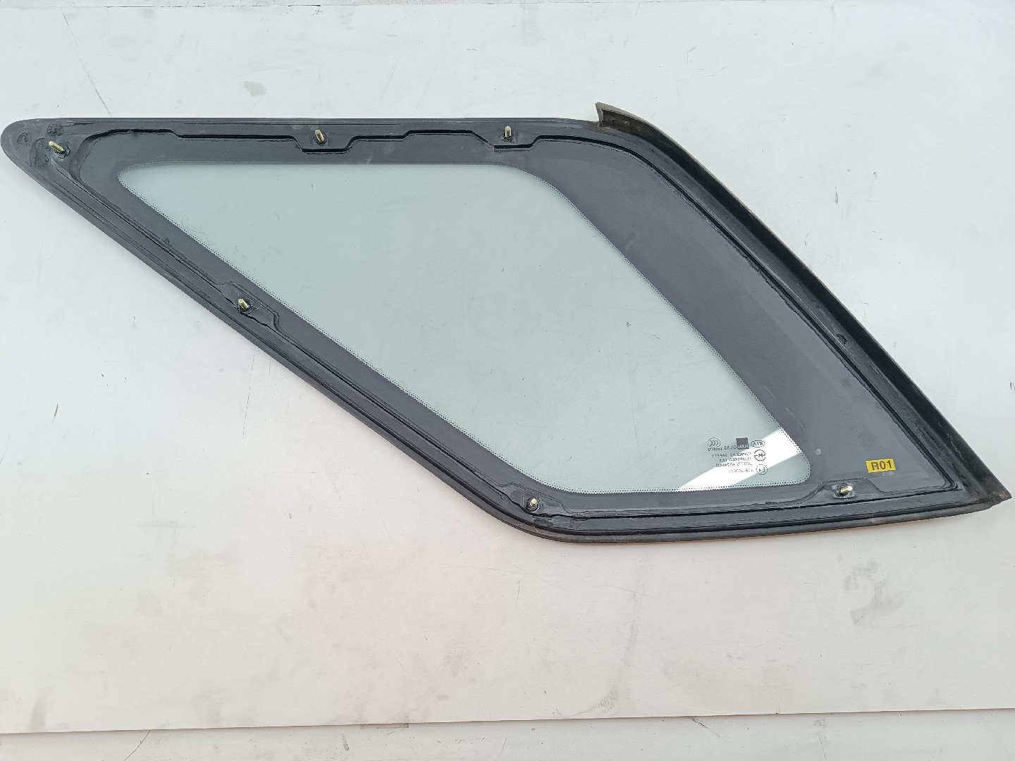 Vidro Painel Tras Direito KIA SORENTO I (JC) | 02 - 