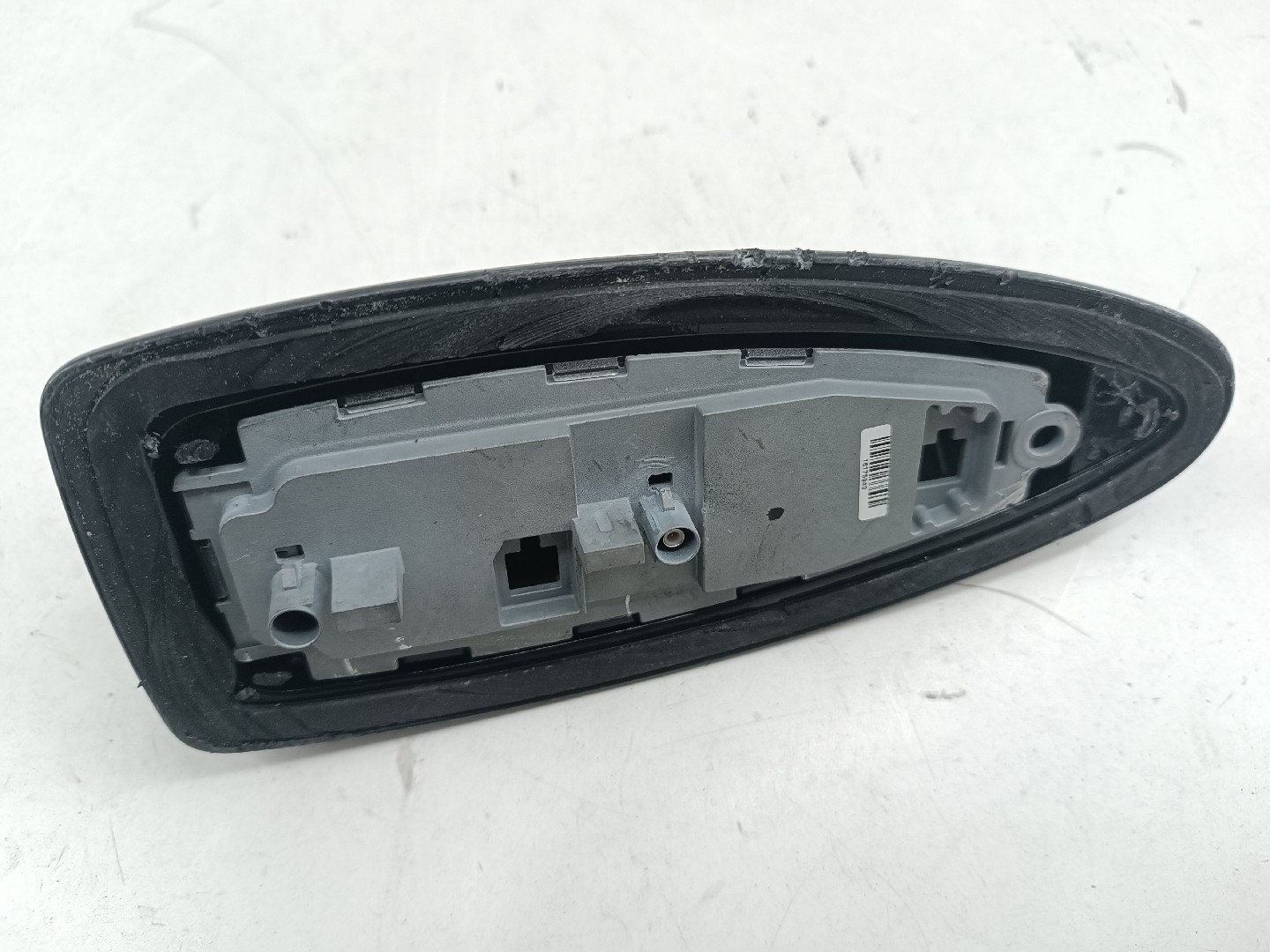 Antena BMW 5 (F10) | 09 - 16 Imagem-4