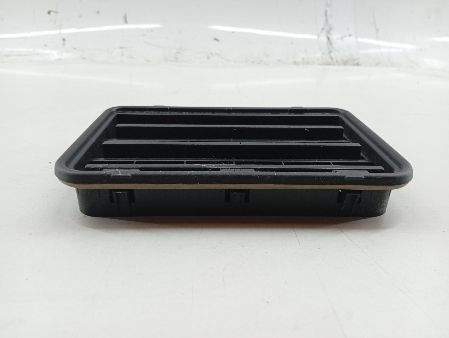 Painel de Ventilação da Carroceria BMW 5 (F10) | 09 - 16 Imagem-1