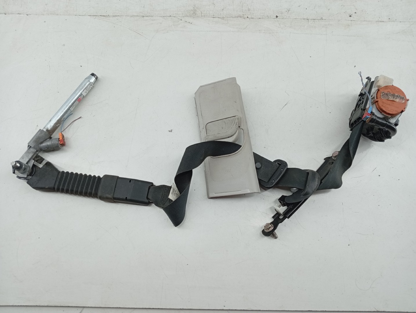 Pre Tensor do Cinto Esquerdo NISSAN QASHQAI II (J11, J11_) | 13 -  Imagem-6