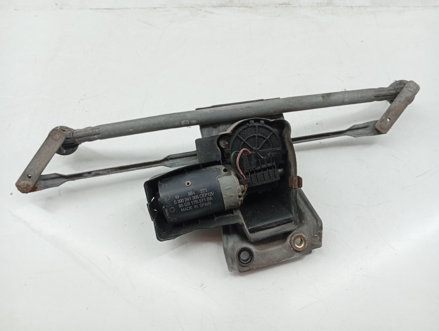 Motor do Limpa Para-Brisas FORD FIESTA III (GFJ) | 89 - 97