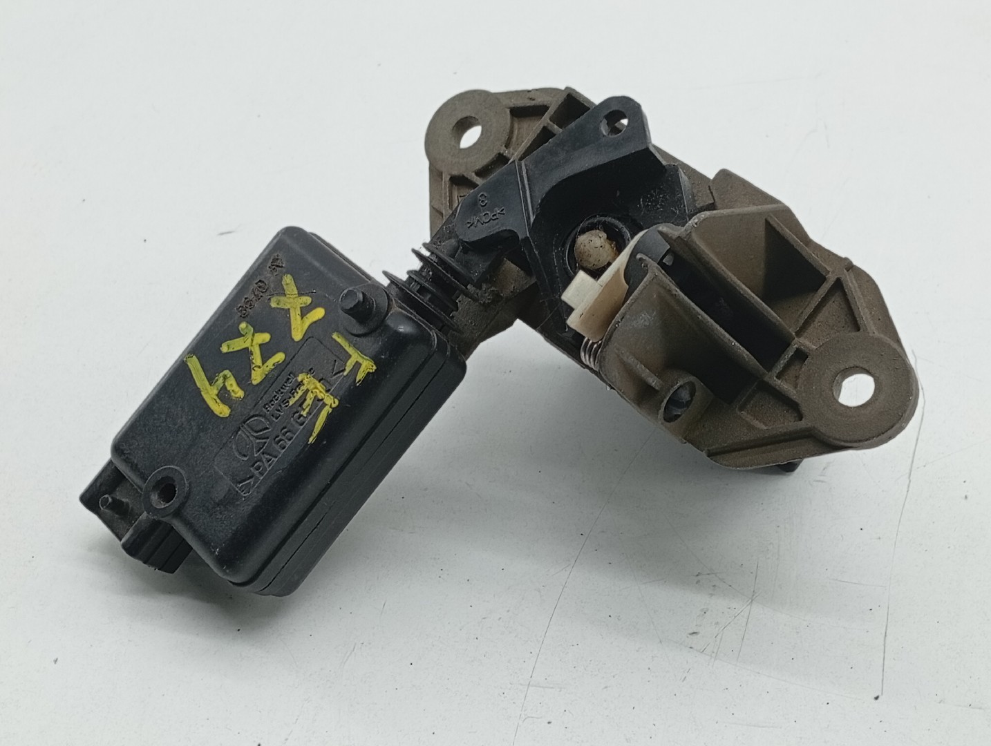 Fecho e puxador exterior de mala RENAULT MEGANE I (BA0/1_) | 95 - 04 Imagem-3