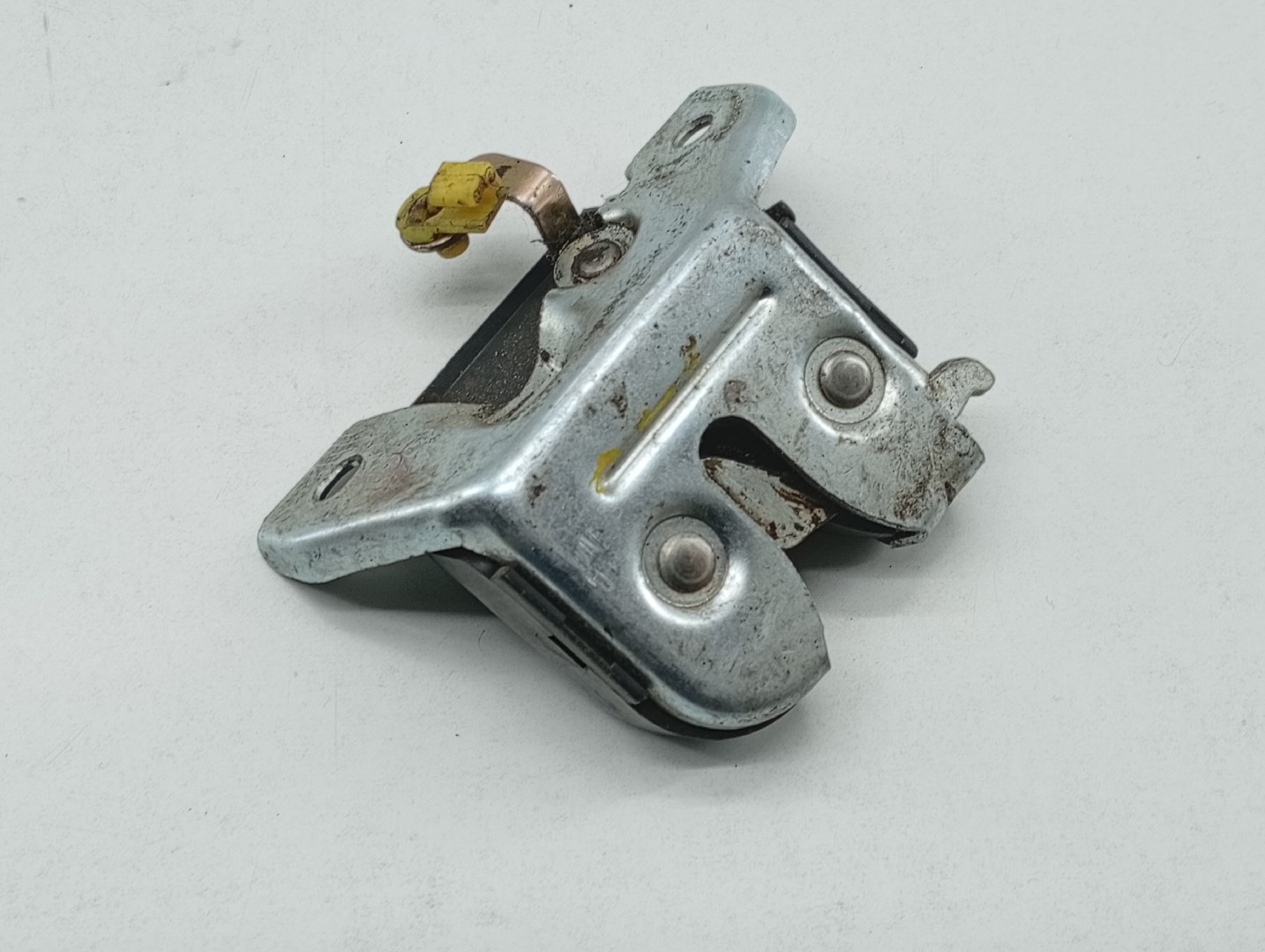 Fecho da Mala TOYOTA STARLET (_P8_) | 89 - 96
