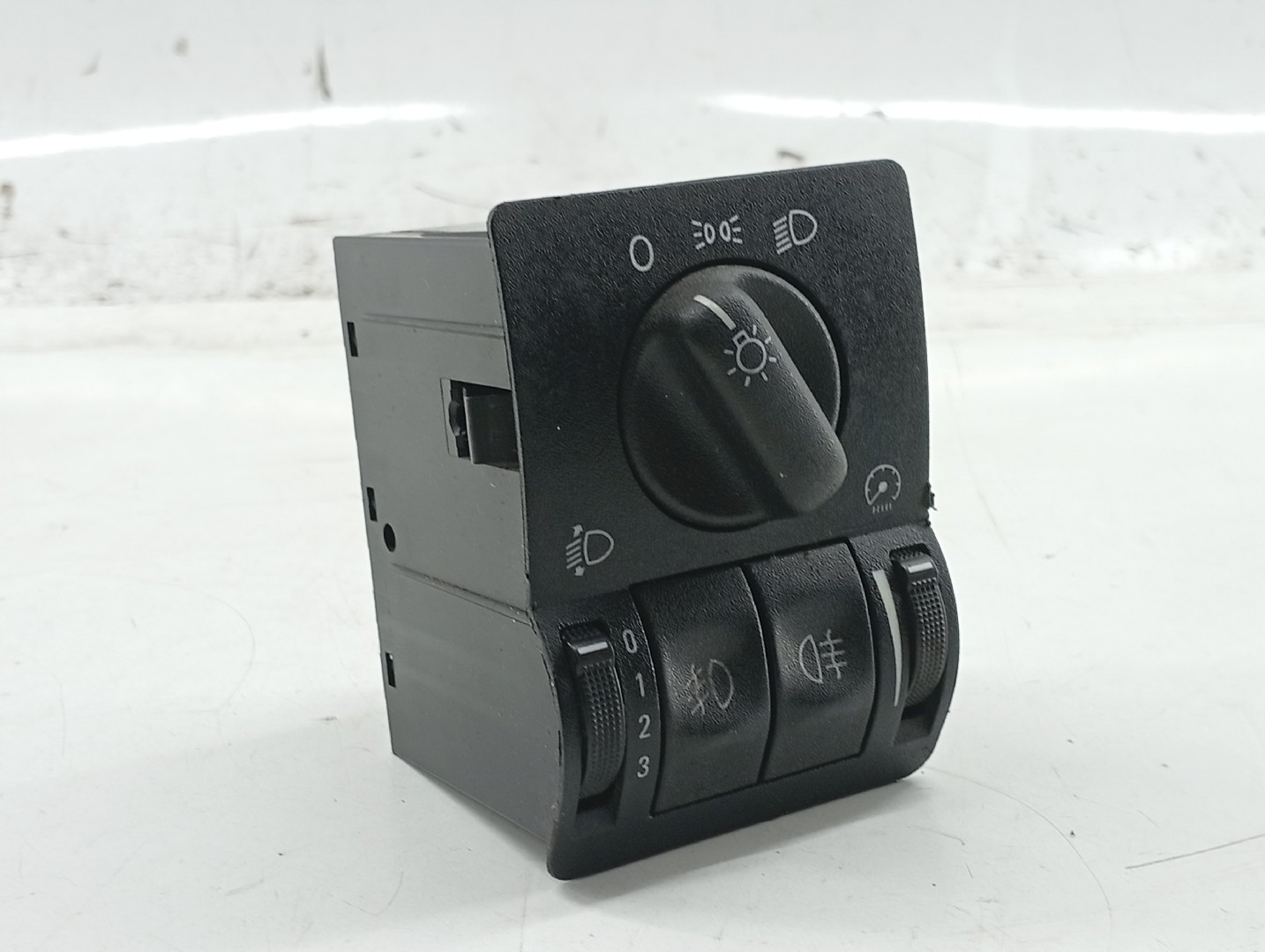 Módulo controlo de luzes OPEL ASTRA G três volumes (T98) | 98 - 09 Imagem-4