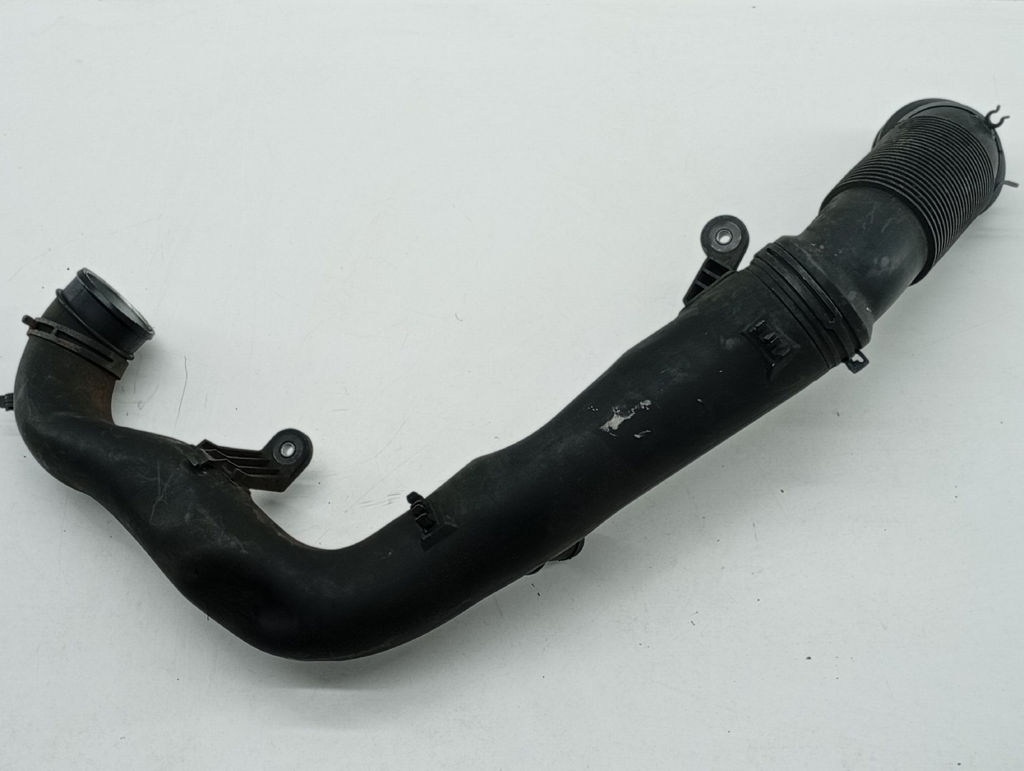 Tubagem do Intercooler VOLKSWAGEN PASSAT Variant (3C5) | 05 - 11 Imagem-2