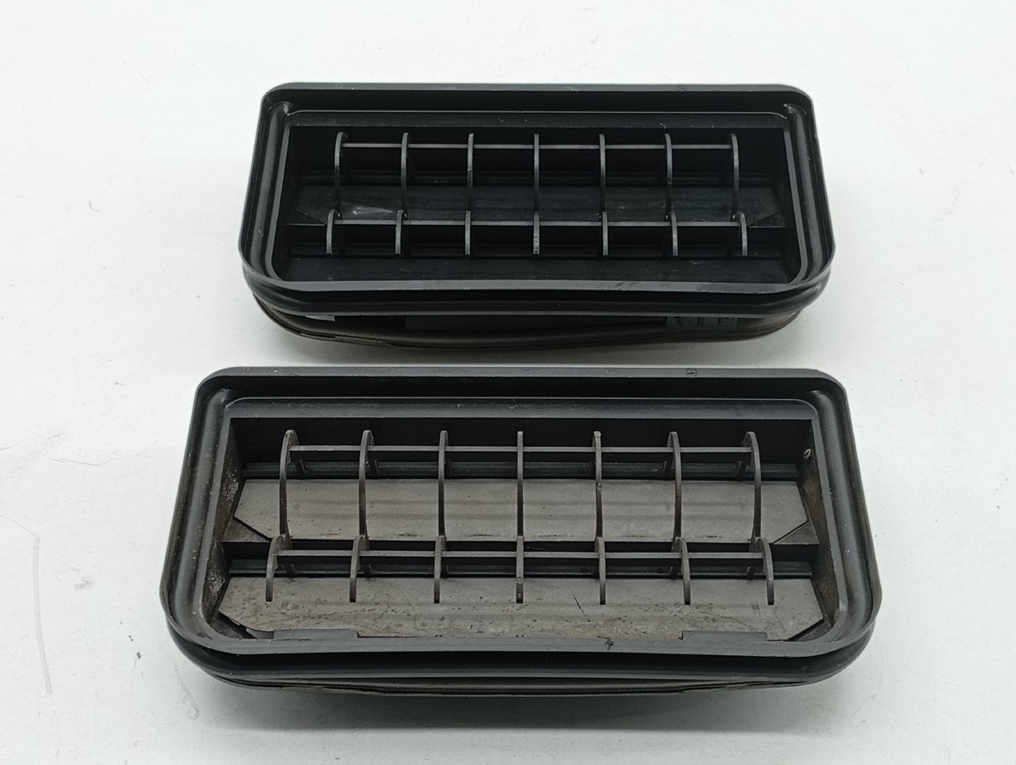Painel de Ventilação da Carroceria VOLKSWAGEN PASSAT Variant (3C5) | 05 - 11 Imagem-1