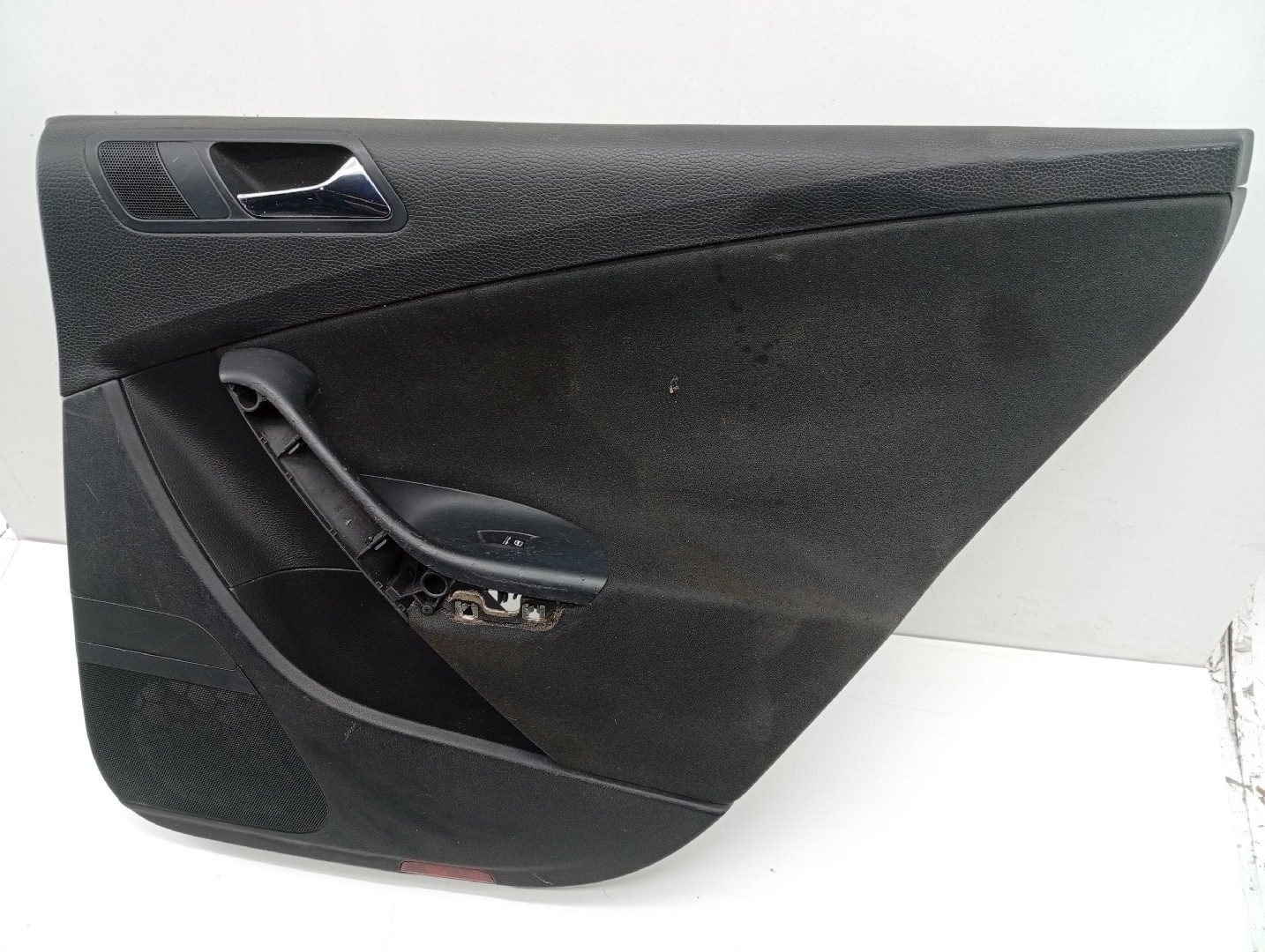 Quartela / forra Porta Tras Direito VOLKSWAGEN PASSAT Variant (3C5) | 05 - 11 Imagem-2