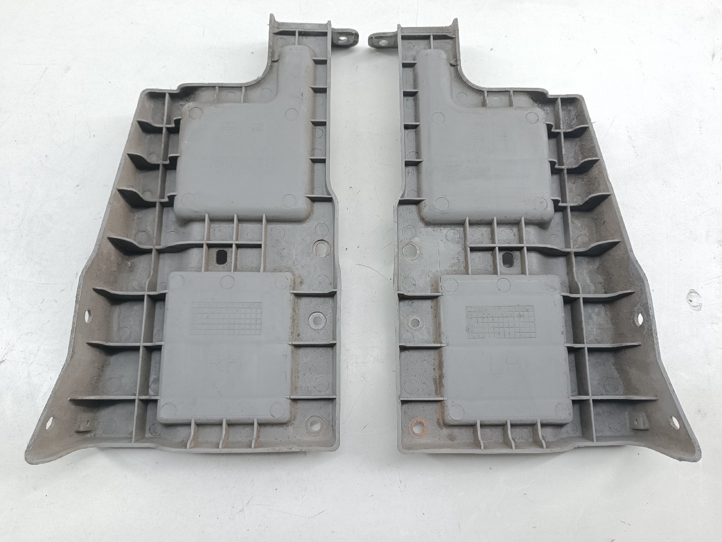 Suporte de montagem de para-choques KIA SORENTO I (JC) | 02 - 