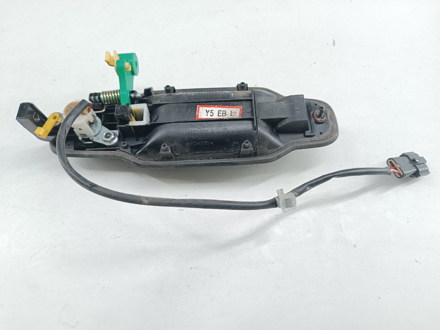 Puxador exterior de porta frente esquerda KIA SORENTO I (JC) | 02 - 
