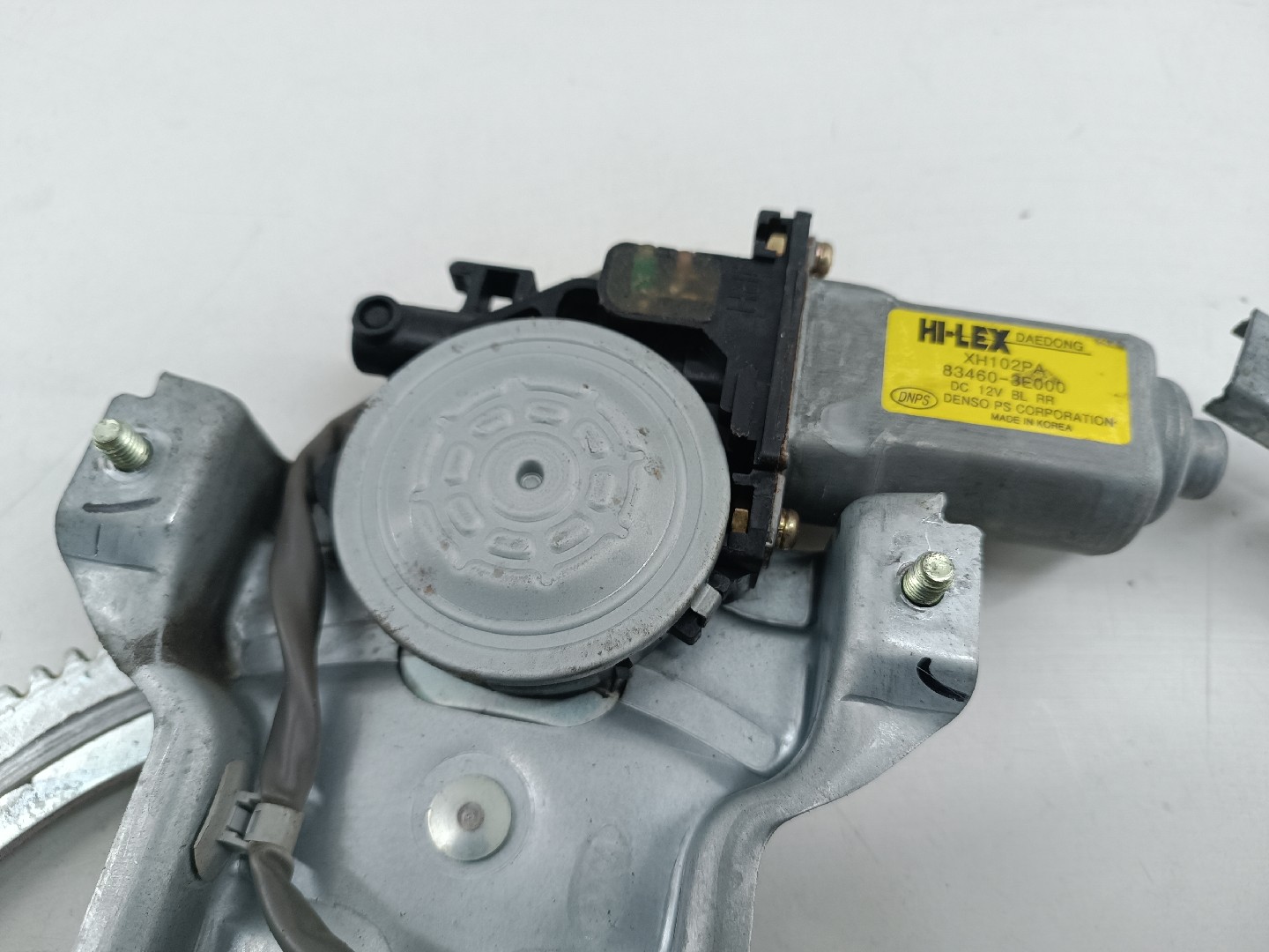 Motor e elevador de vidro trás direito KIA SORENTO I (JC) | 02 -  Imagem-3