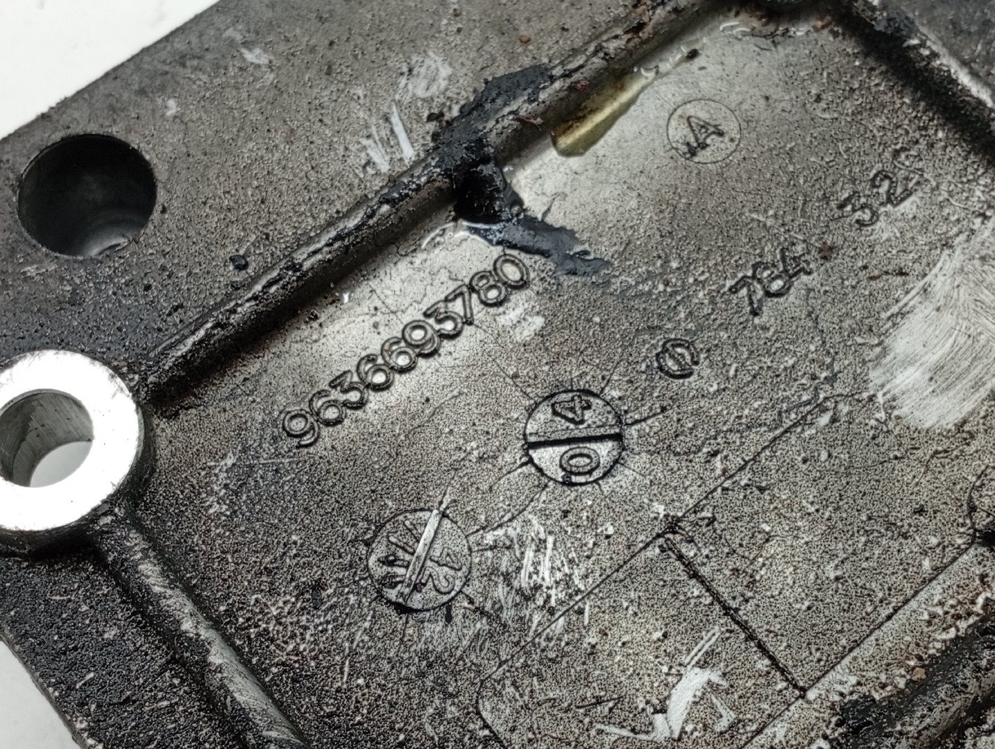 Suporte de Compressor de Ar Condicionado CITROEN C2 (JM_) | 03 - 17 Imagem-1