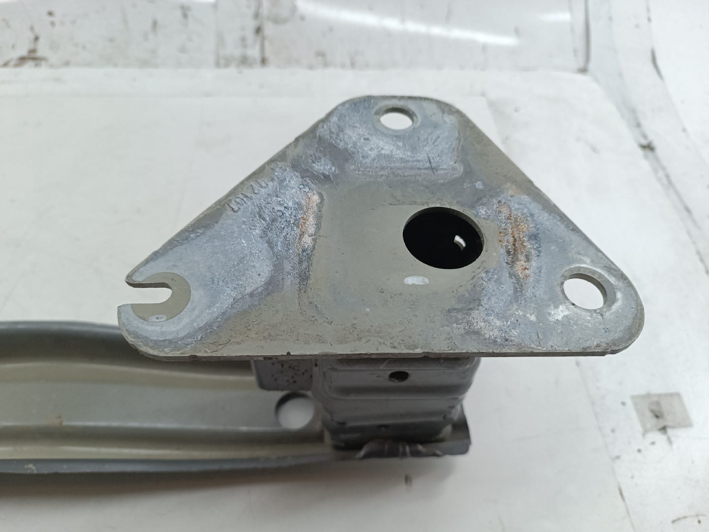 Reforço de para-choques traseiro PEUGEOT 208 II (UB_, UP_, UW_, UJ_) | 19 -  Imagem-1