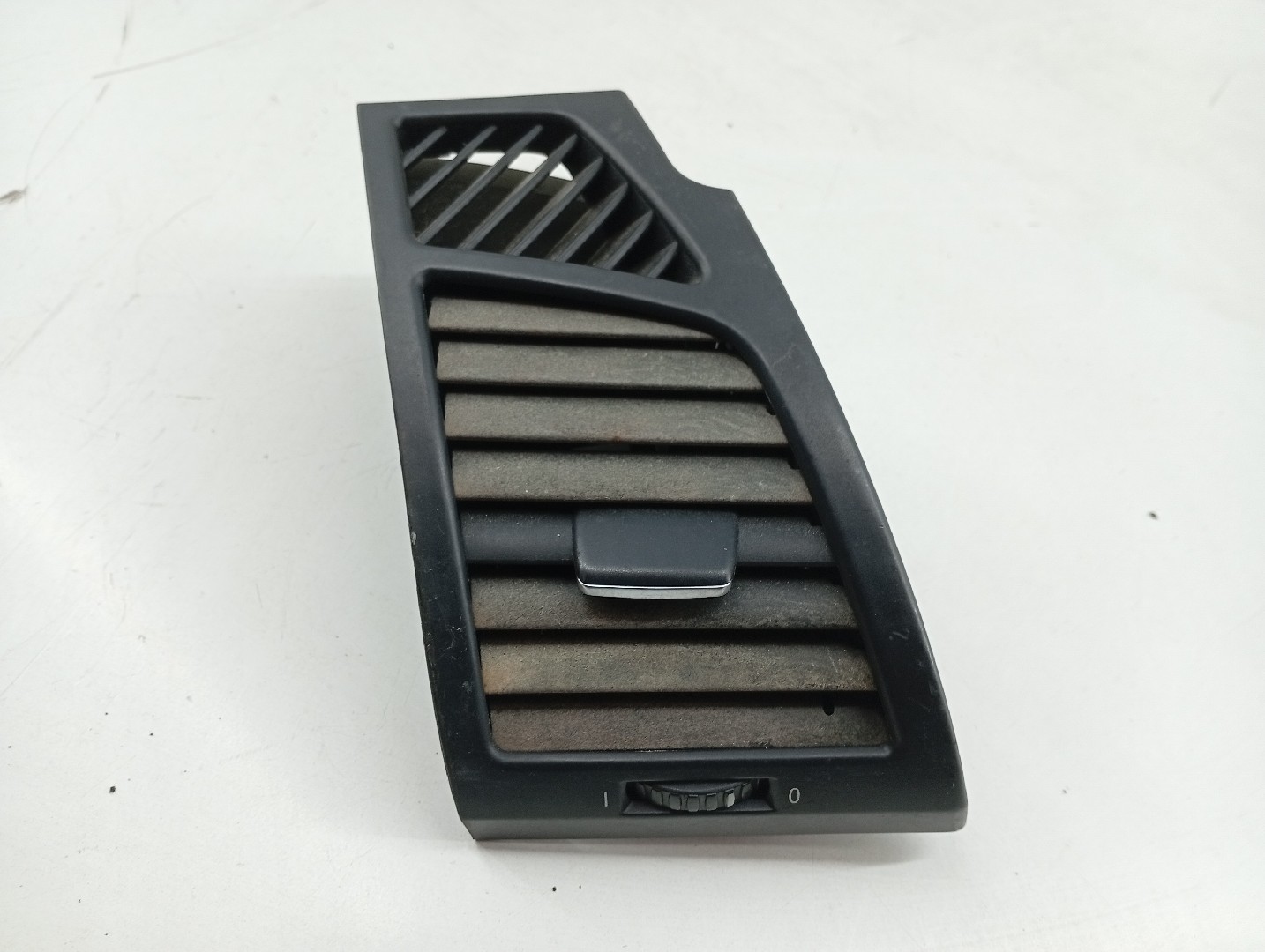 Difusor de ar BMW 1 (E87) | 03 - 13 Imagem-1