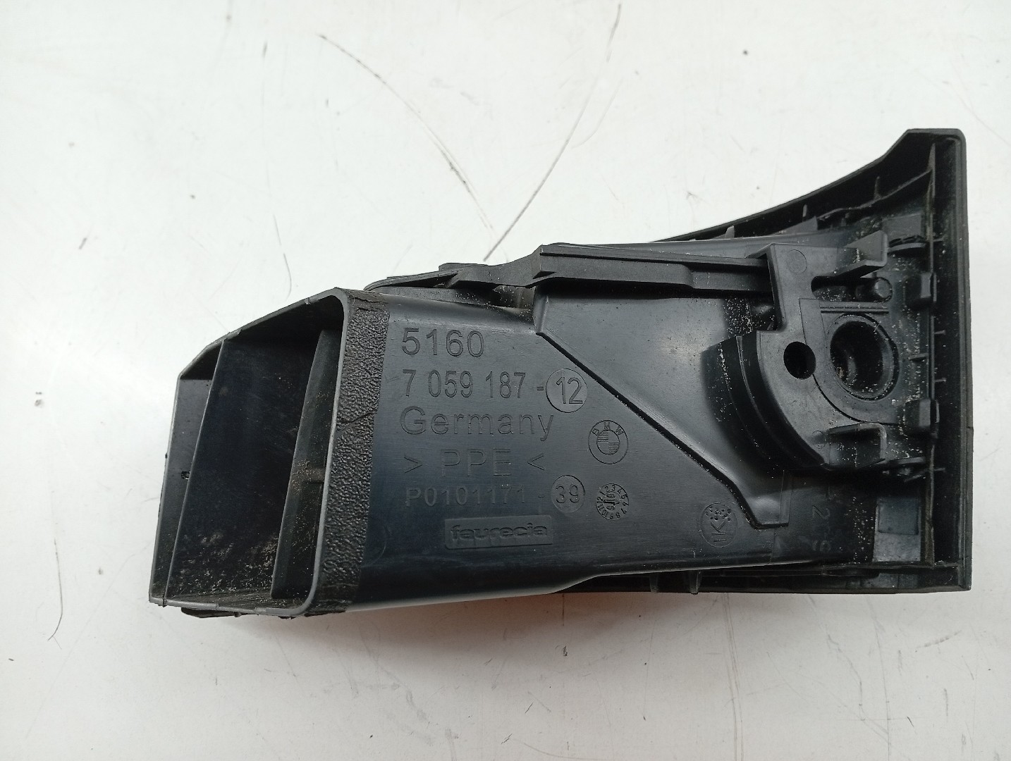 Difusor de ar BMW 1 (E87) | 03 - 13