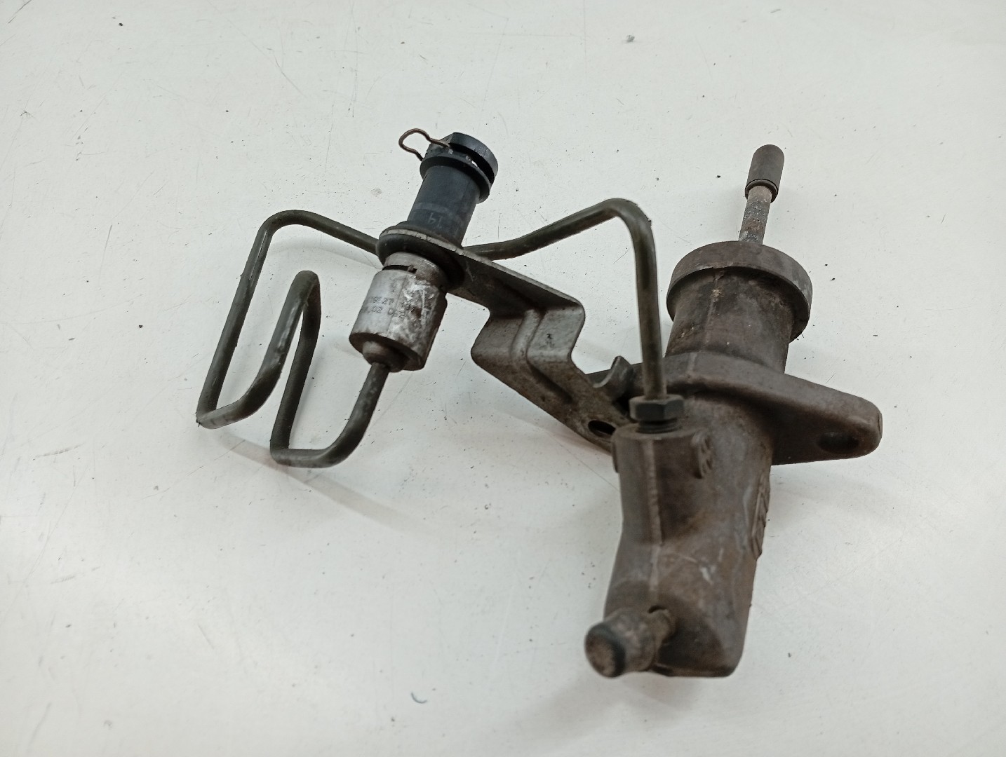 Cilindro Auxiliar BMW 1 (E87) | 03 - 13