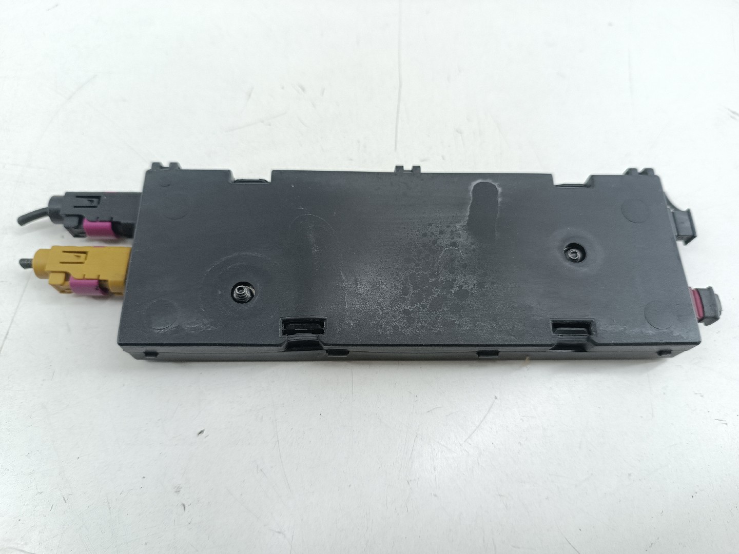 Amplificador de antena BMW 1 (E87) | 03 - 13