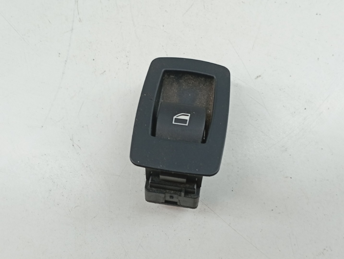 Comutador de vidro frente direito BMW 1 (E87) | 03 - 13 Imagem-4