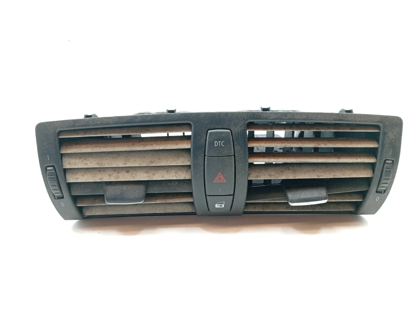 Difusor de ar central BMW 1 (E87) | 03 - 13