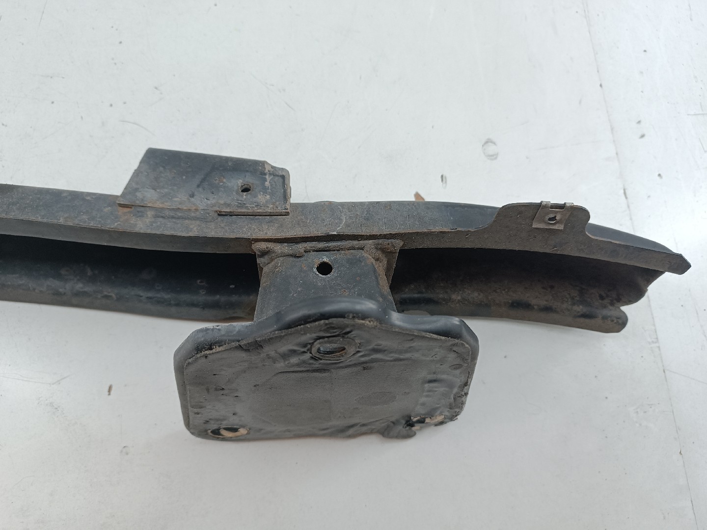 Reforço de para-choques traseiro BMW 1 (E87) | 03 - 13 Imagem-1
