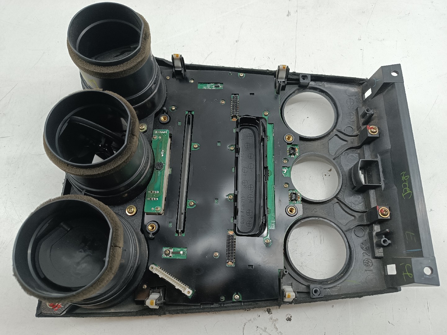 Consola central com difusor de ar MAZDA 6 três volumes (GG) | 02 - 08 Imagem-6