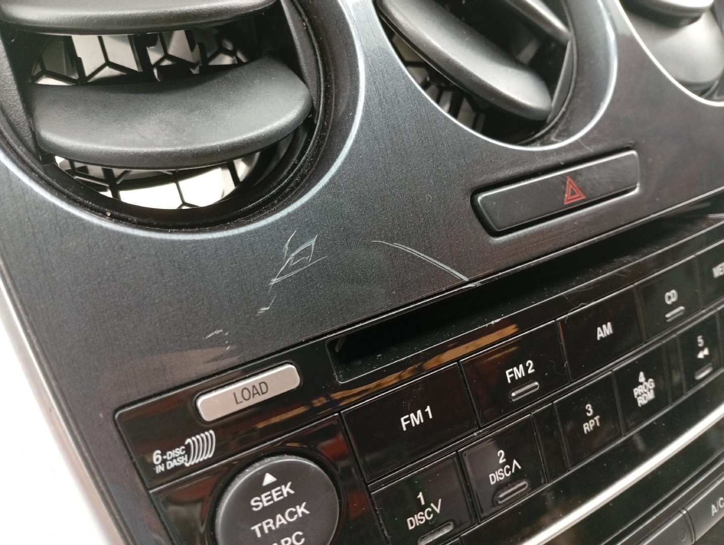 Consola central com difusor de ar MAZDA 6 Hatchback (GG) | 02 - 08 Imagem-1