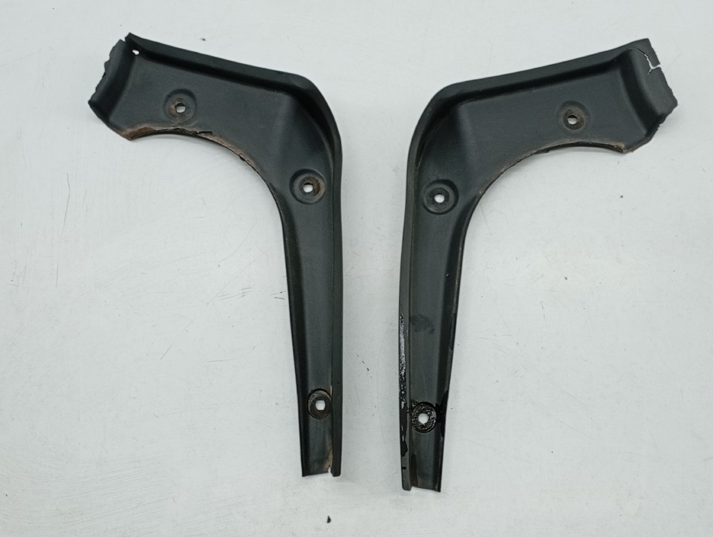Revestimento direito e esquerdo da mala BMW 6 (E63) | 03 - 10