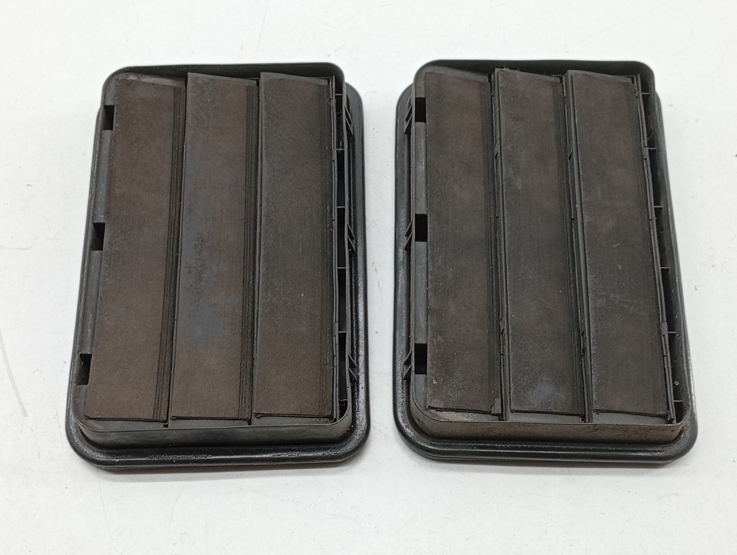 Painel de Ventilação da Carroceria BMW 6 (E63) | 03 - 10 Imagem-2