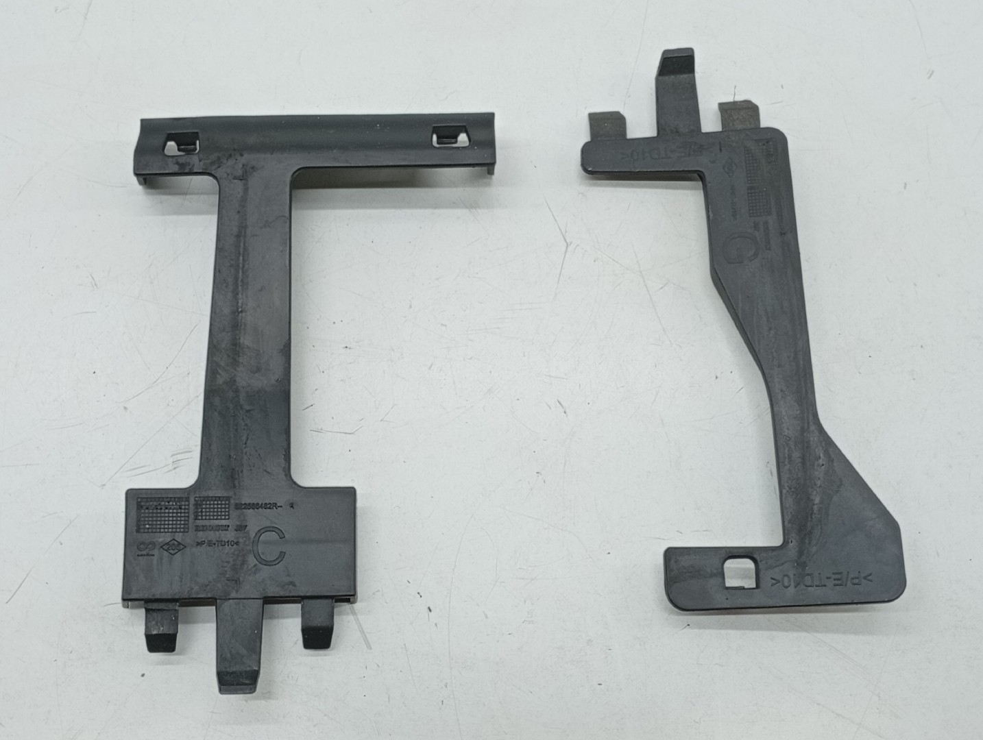 Acabamento de Para-Choques RENAULT CAPTUR I (J5_, H5_) | 13 - 