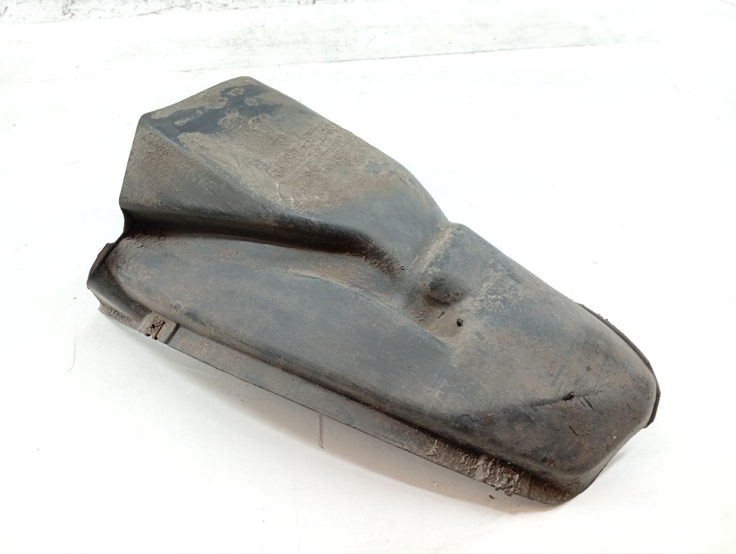 Cave de Roda Plastica Tras Esquerdo FIAT PUNTO (188_) | 99 - 12