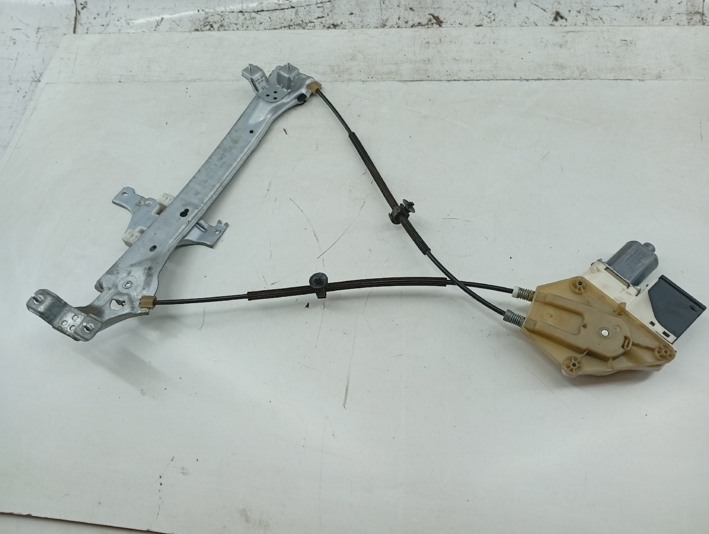 Motor e elevador de vidro trás direito RENAULT MEGANE III Grandtour (KZ0/1) | 08 -  Imagem-5