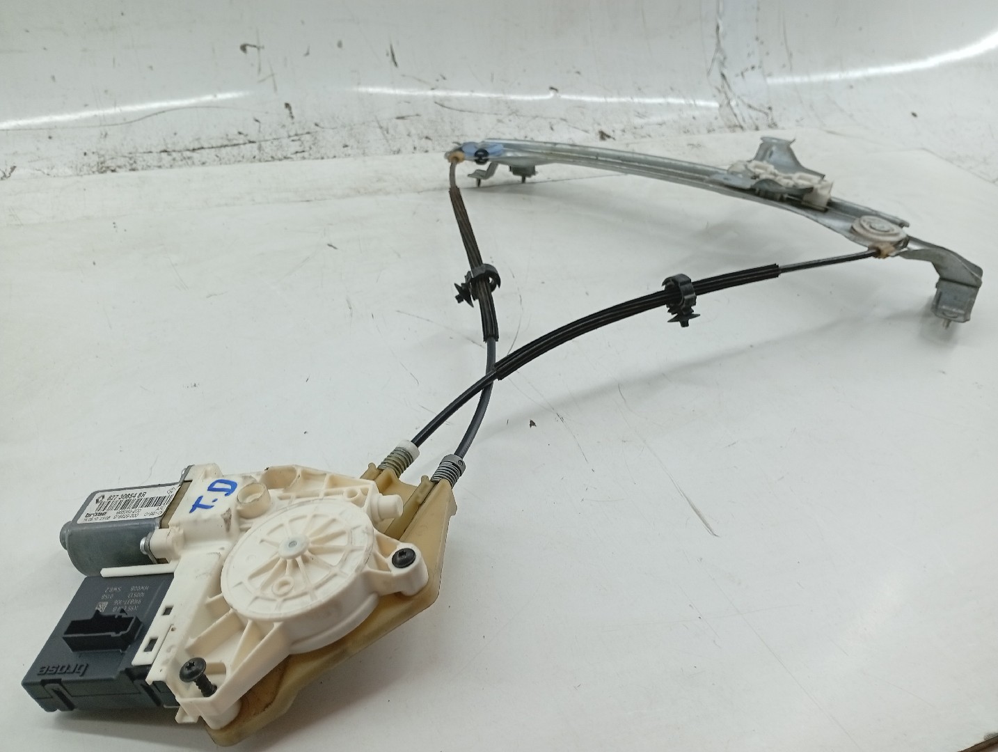 Motor e elevador de vidro trás direito RENAULT MEGANE III Grandtour (KZ0/1) | 08 -  Imagem-3