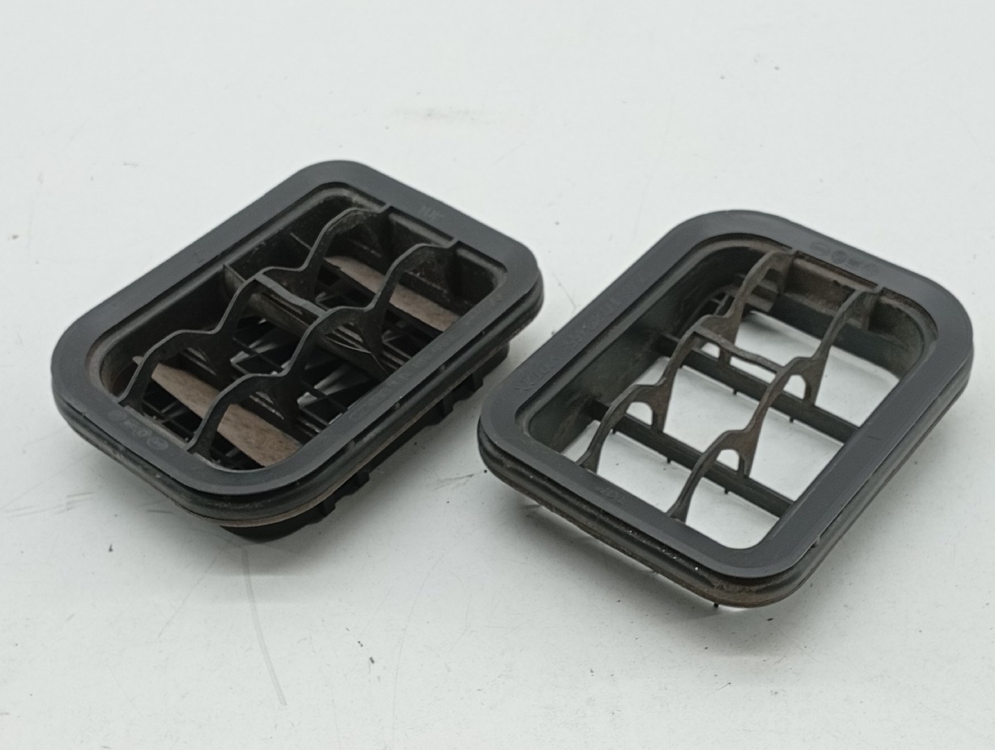Painel de Ventilação da Carroceria AUDI A3 (8P1) | 03 - 13 Imagem-4